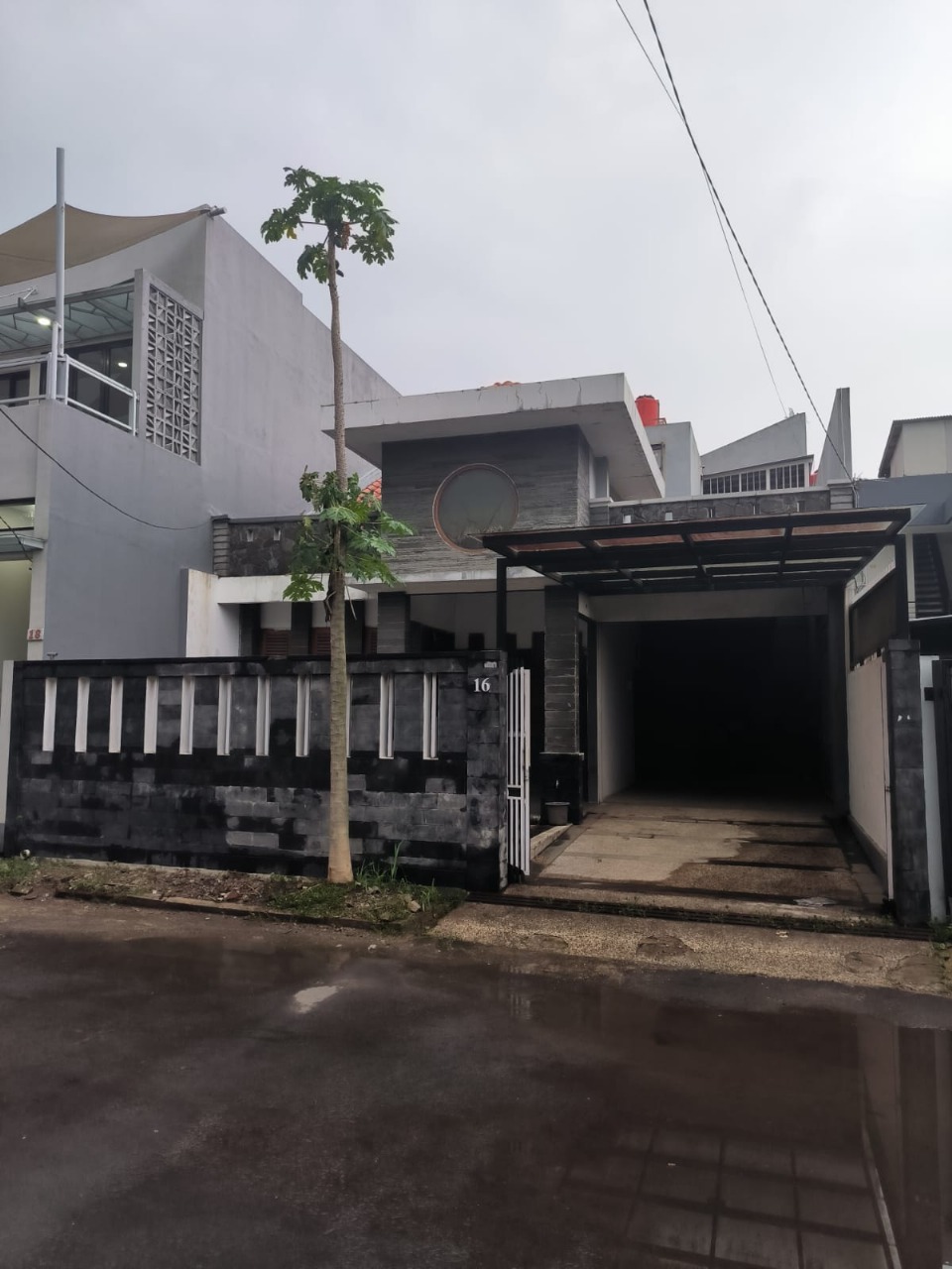 Properti terdaftar untuk dijual atau disewa - Rumah Dikontrakan Daerah Margacinta Lokasi Strategis