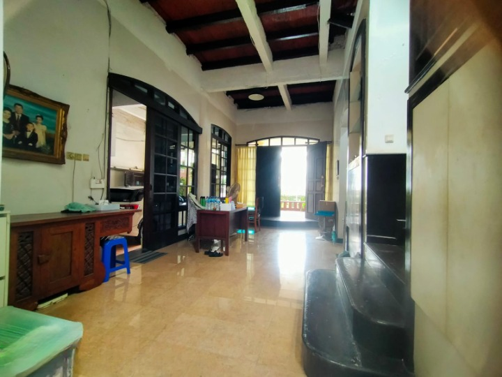 Properti terdaftar untuk dijual atau disewa - Nego Sampai Deal Rumah Rokan Pusat Kota Surabaya 3,5 M Nego