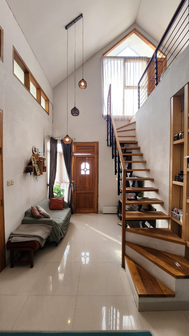 Properti terdaftar untuk dijual atau disewa - Di Jual Cepat Rumah Murah Awiligar Dkt Cikutra Cigadung 2 Lt Siap Huni Bagus Modern Jarang Ada 
