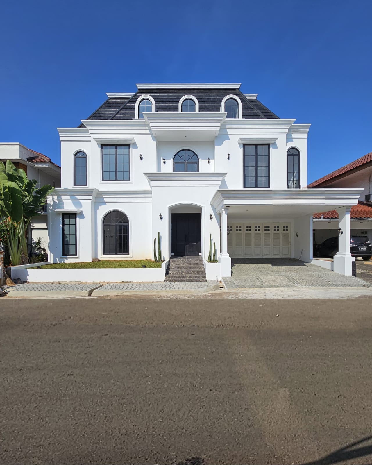 Properti terdaftar untuk dijual atau disewa - Rumah Siap Huni Plus Private Pool Di Bintaro Tangsel 