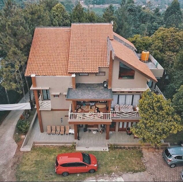 Properti terdaftar untuk dijual atau disewa - Dijual Villa Aktif Di Ujung Berung Atas - Bandung Timur