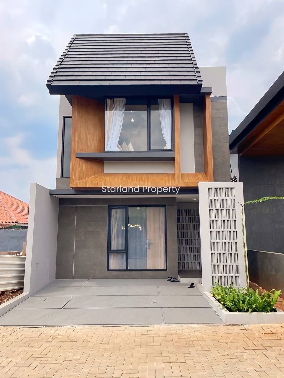 Properti terdaftar untuk dijual atau disewa - Rumah Tropical Modern Di Ciputat Tangsel