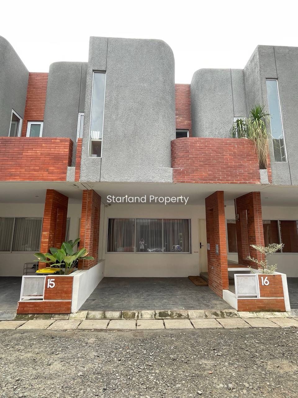 Properti terdaftar untuk dijual atau disewa - Rumah Siap Huni Konsep Kontemporer Modern Di Ciputat Bintaro 