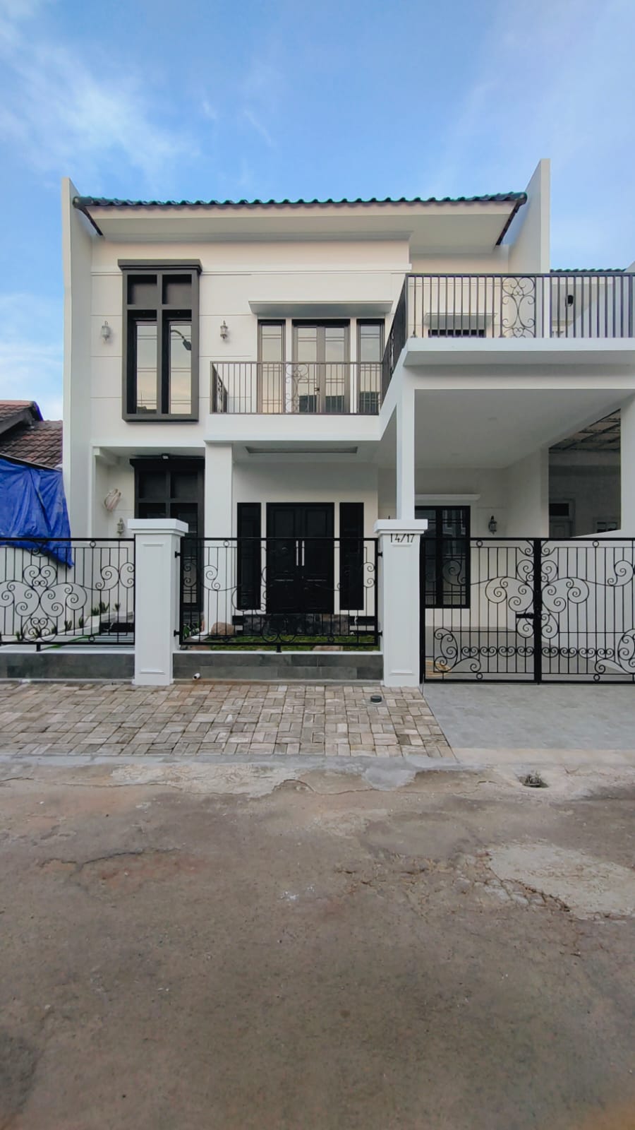 Properti terdaftar untuk dijual atau disewa - Rumah Baru Siap Huni Lokasi Strategis Di Kencana Loka Bsd 