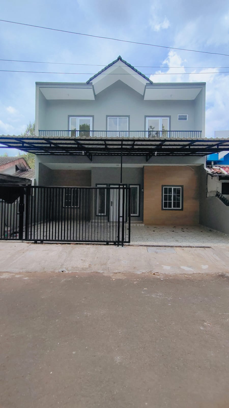 Properti terdaftar untuk dijual atau disewa - Rumah Baru Siap Huni Lokasi Strategis Di Griyaloka Bsd 