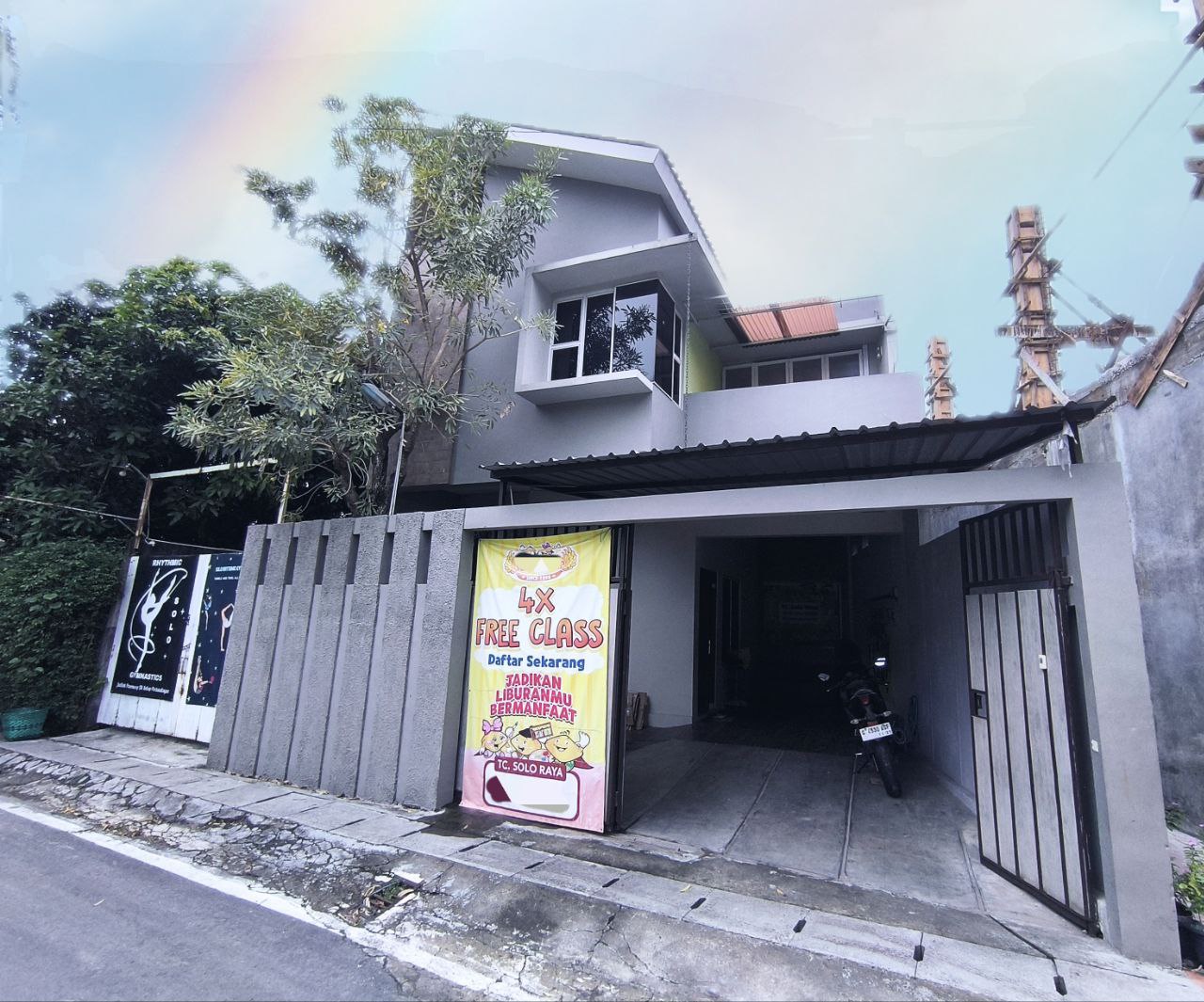 Properti terdaftar untuk dijual atau disewa - Rumah Strategis Tengah Kota Solo