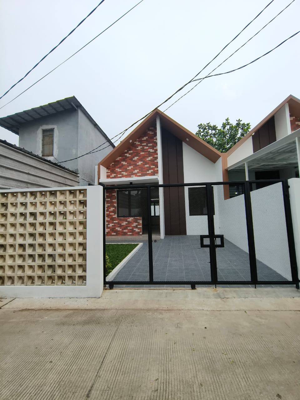 Properti terdaftar untuk dijual atau disewa - Rumah Baru Siap Huni Design Scandinavian Di Ciputat Tangsel 