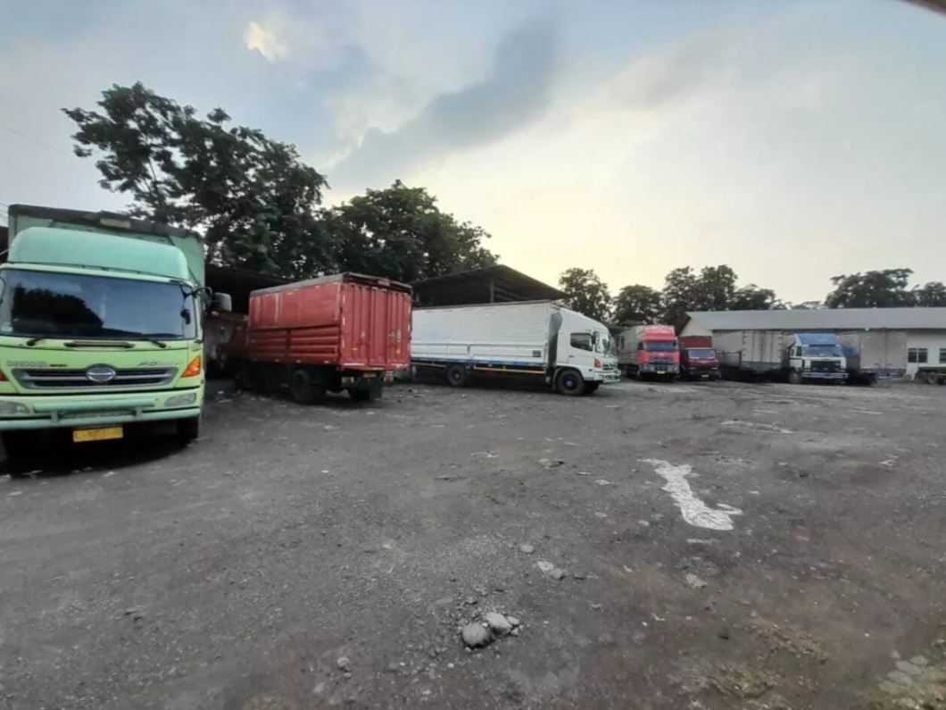 Properti terdaftar untuk dijual atau disewa - Tanah Gudang Industri Komersial Raya Mastrip Karang Pilang