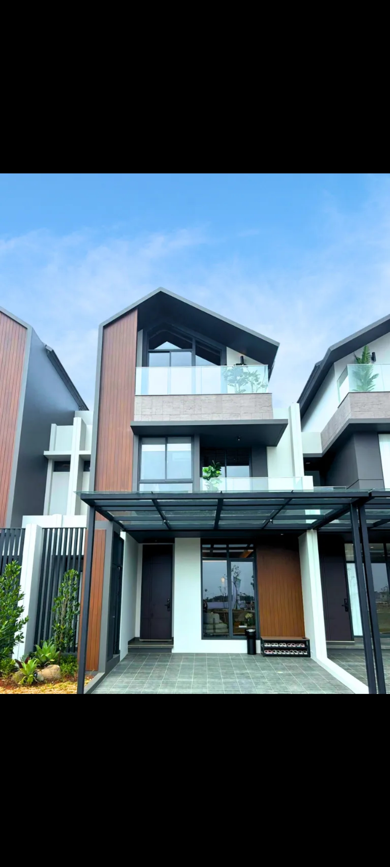 Properti terdaftar untuk dijual atau disewa - Chelia Summarecon Crown Gading Hrg Perdana Rumah Compact Minimalis 2&3lt Akses Tol Cash/kpr Dibantu