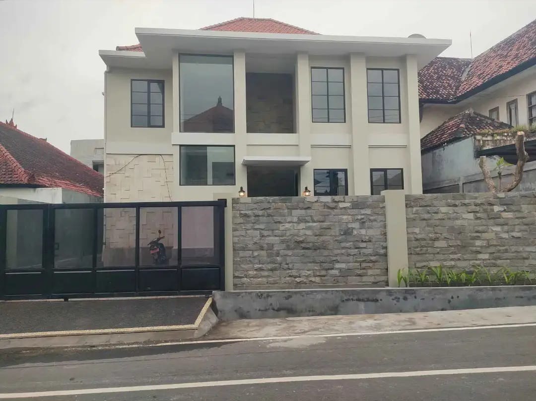 Termurah! Rumah Mewah Brand New 2 Lantai Sekar Tunjung Gatsu Timur Denpasar