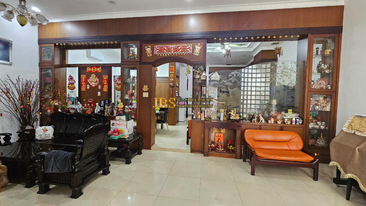 Rumah Siap Huni Dijual di Komplek Cemara Asri Jalan Sunkist - Medan