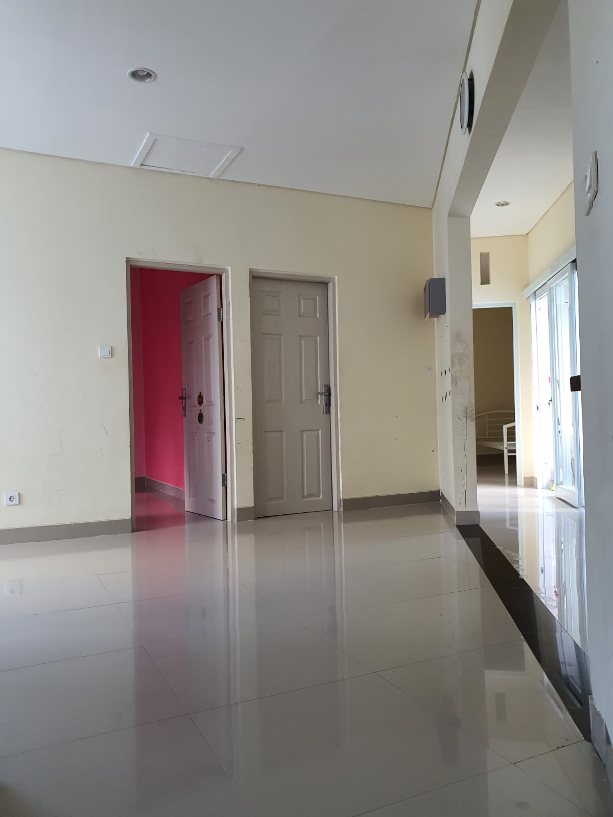 Rumah Semi Furnished 4KT Siap Huni Nuansa Cempaka Denpasar Barat