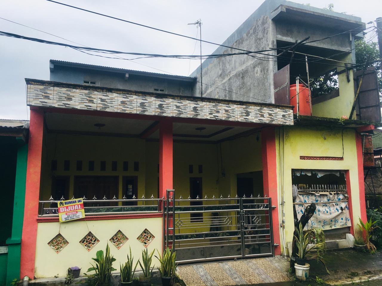 Rumah dua lantai di tigaraksa