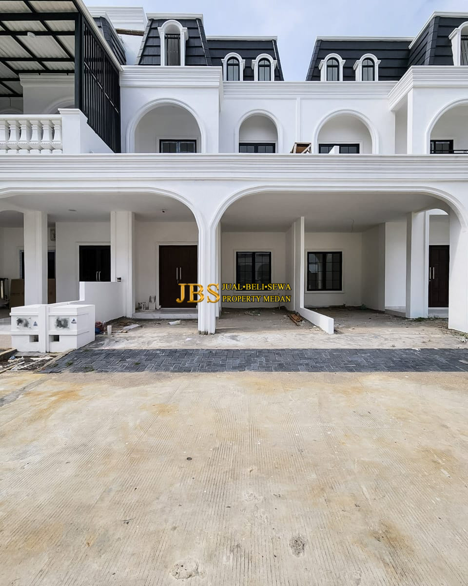 Dijual Rumah di Komplek De Versailes Suite Jalan Pasar III Marelan - Medan