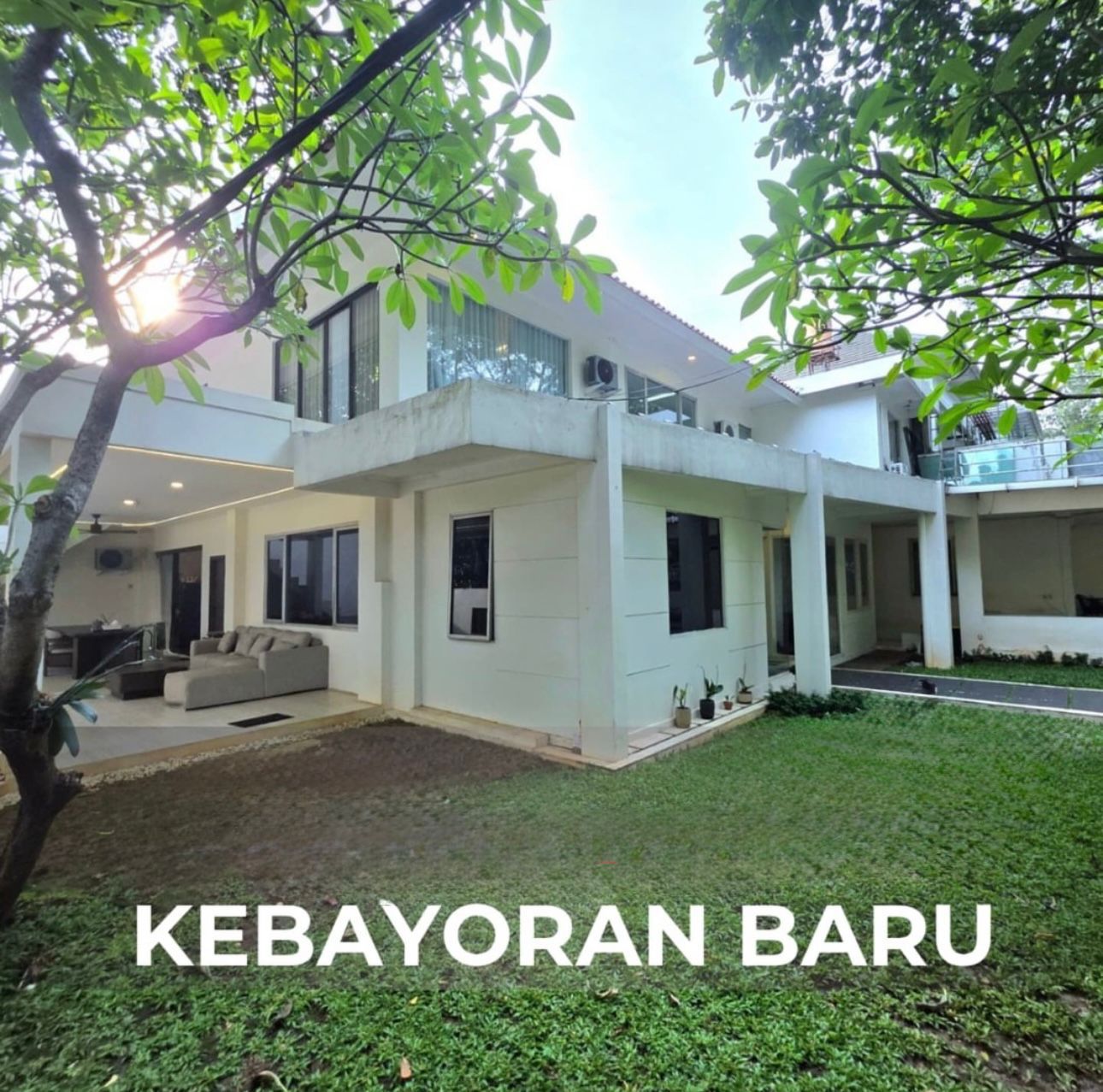 Rumah Mewah Luas di Melawai