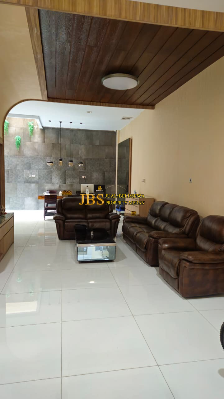 Dijual Rumah 3,5 Tingkat di Komplek Graha Metropolitan Medan Cluster Sophie Suite