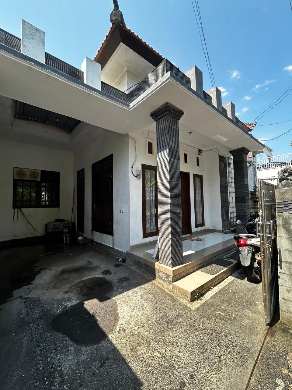 Rumah Sekarjepun Gatsu Timur LT 140 m², SHM IMB, Harga Nego | PRPD451