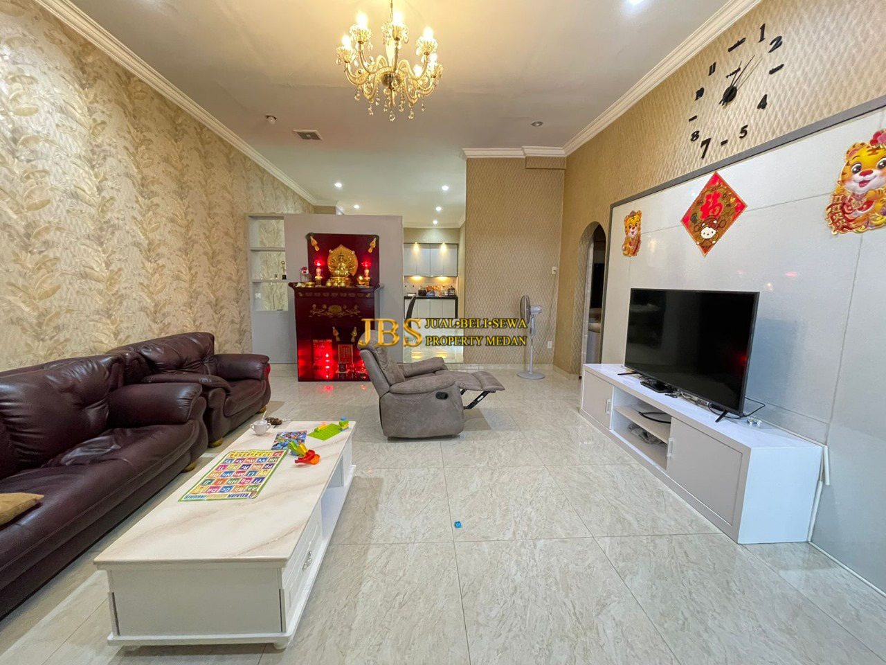 Dijual Rumah 2,5 Tingkat di Komplek Cemara Hijau Jalan Metal - Medan