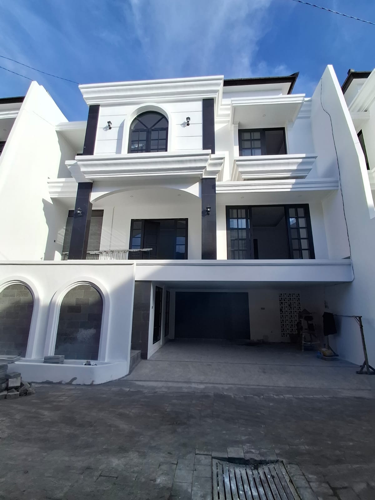 Rumah Brand New Modern di Renon – Lokasi Premium, One Gate System | PRPD460
