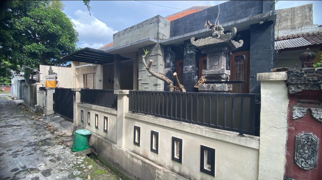 Rumah 1 Lantai Strategis Area Sesetan Dekat Tol, Sanur & Renon – Siap Huni Dengan Garasi | PRPD462