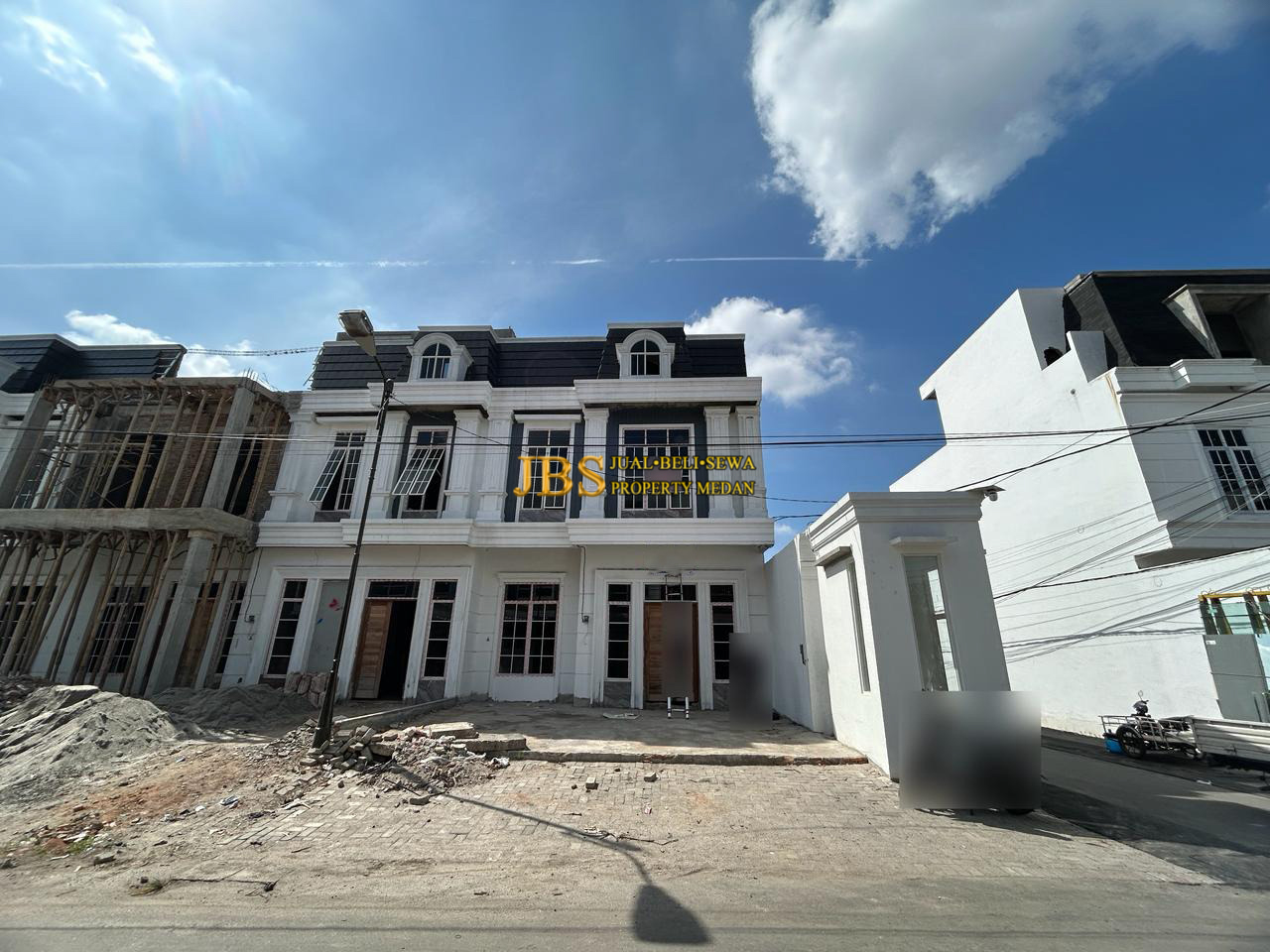 Dijual Ruko di Komplek Deli Village - Pulo Brayan Kondisi Kosong