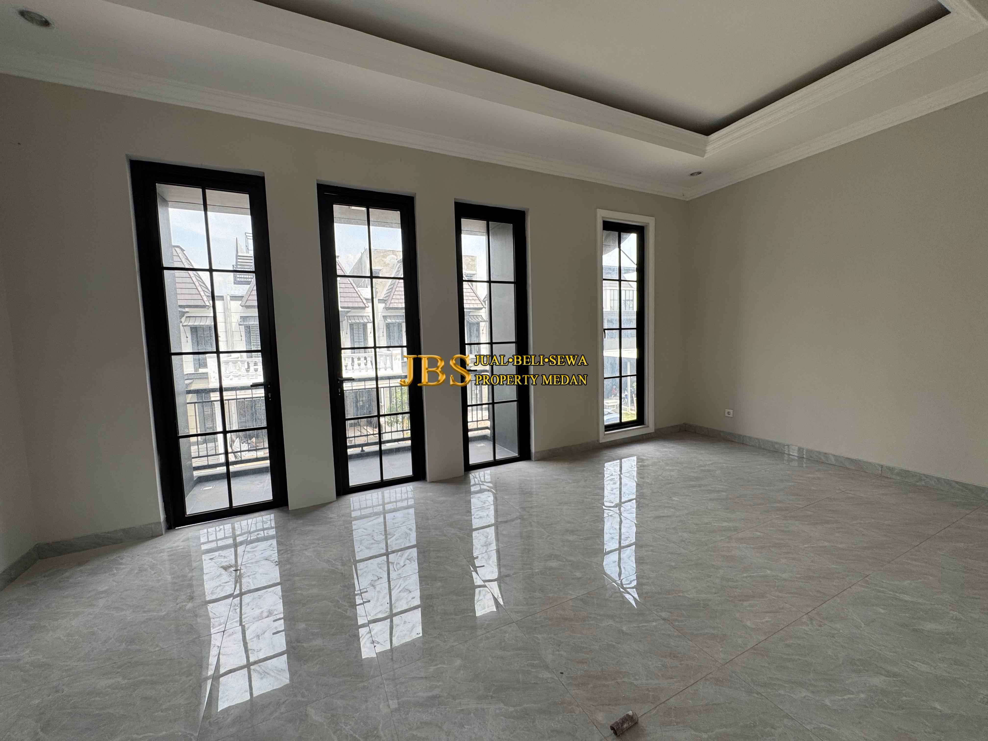 Jual Rumah 2 Tingkat di Komplek Citraland Gama City Medan Cluster Rochester Park