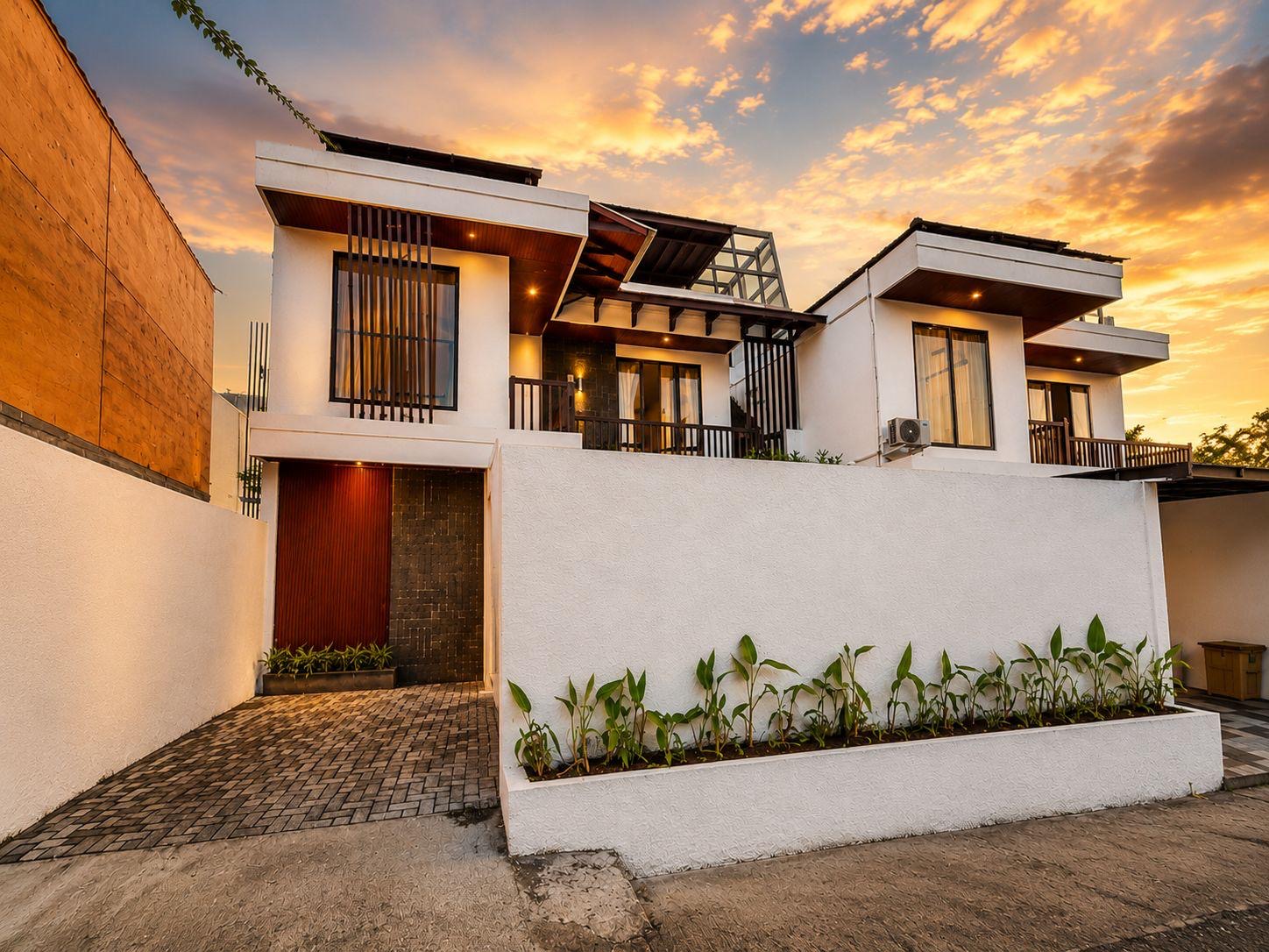 BRAND NEW VILLA CEMAGI • 600 METER KE PANTAI MENGENING