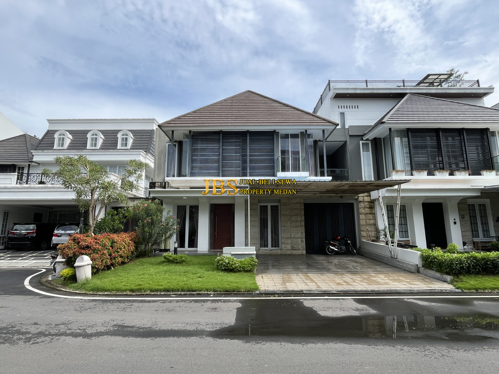 Dijual Rumah Komplek Citraland Gama City Cluster Beverly Hills