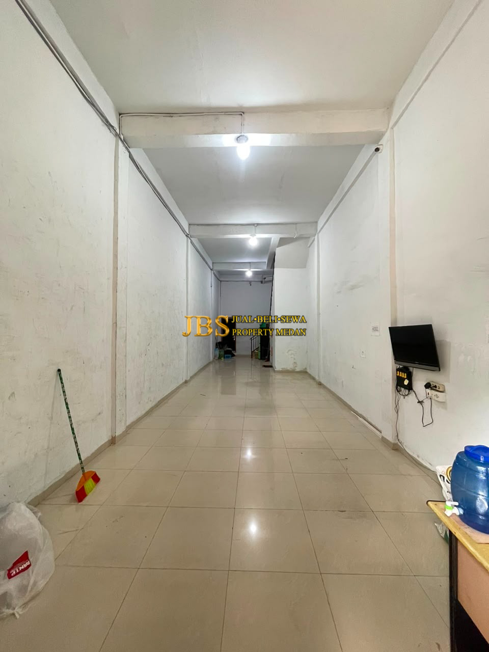 Jual Ruko 3,5 Tingkat di Komplek MMTC Jalan Williem Iskandar/Pancing - Medan