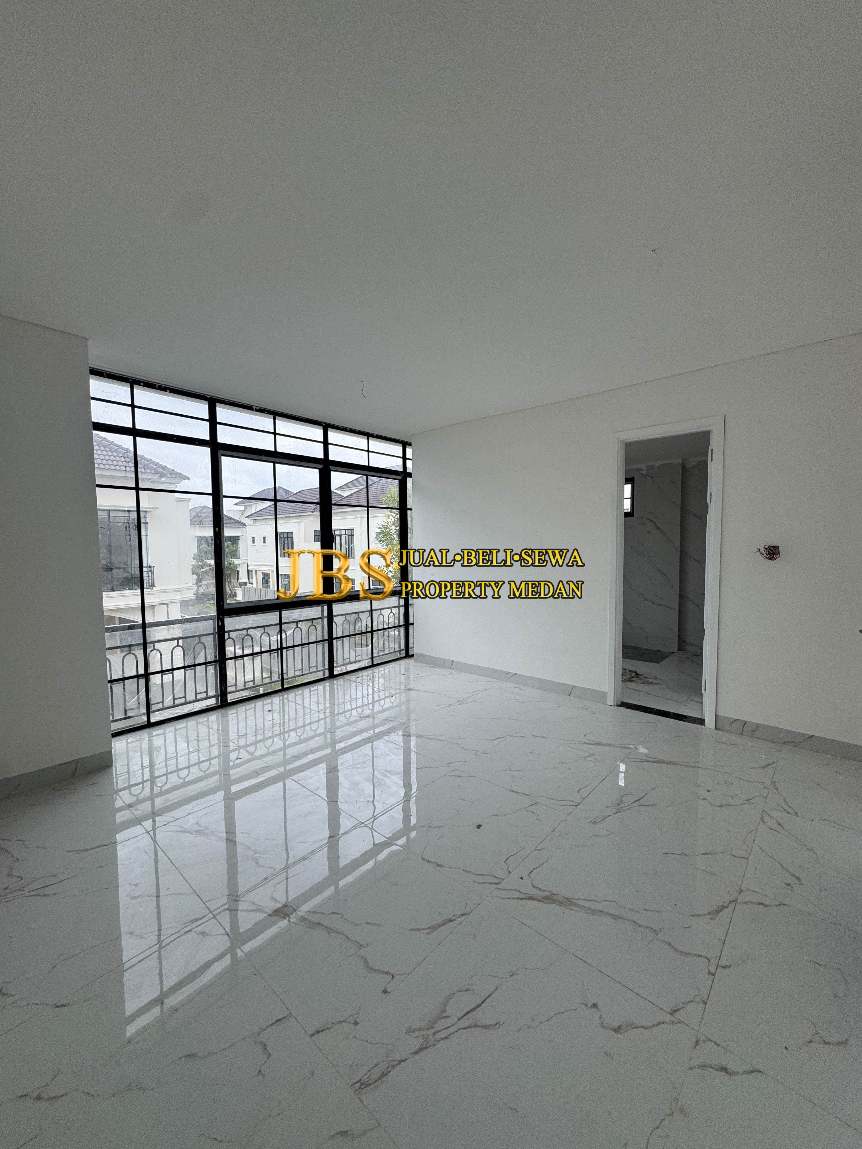 Dijual Rumah Hook 2 Tingkat di Komplek Jewel Garden Medan Jalan Meteorologi