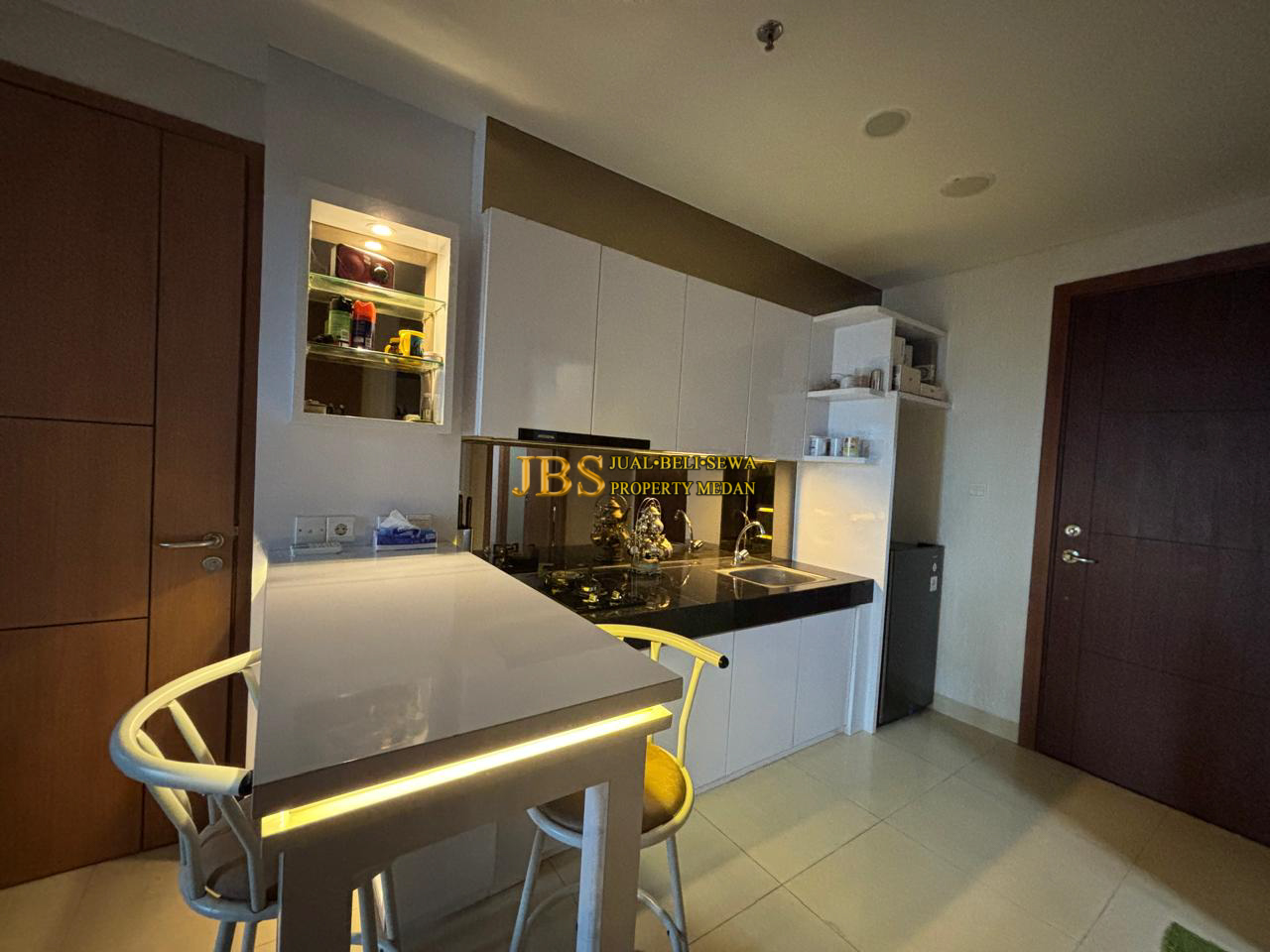 Dijual Apartemen Type 1Br di The Reiz Condo Jalan Tembakau Deli - Medan