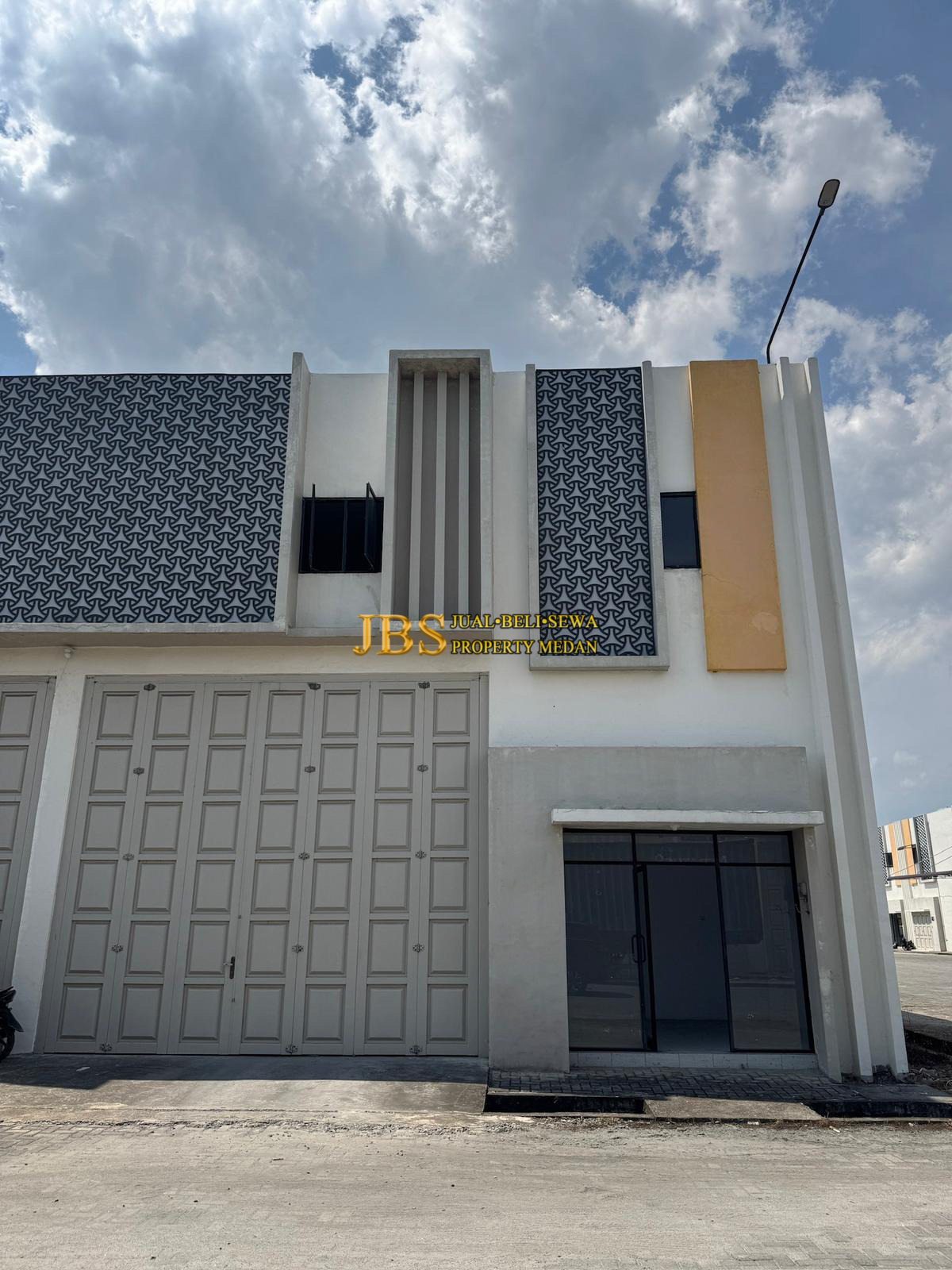 Gudang Siap Pakai Dijual di Komplek Harmoni Warehouse Jalan Ps 1- Saentis