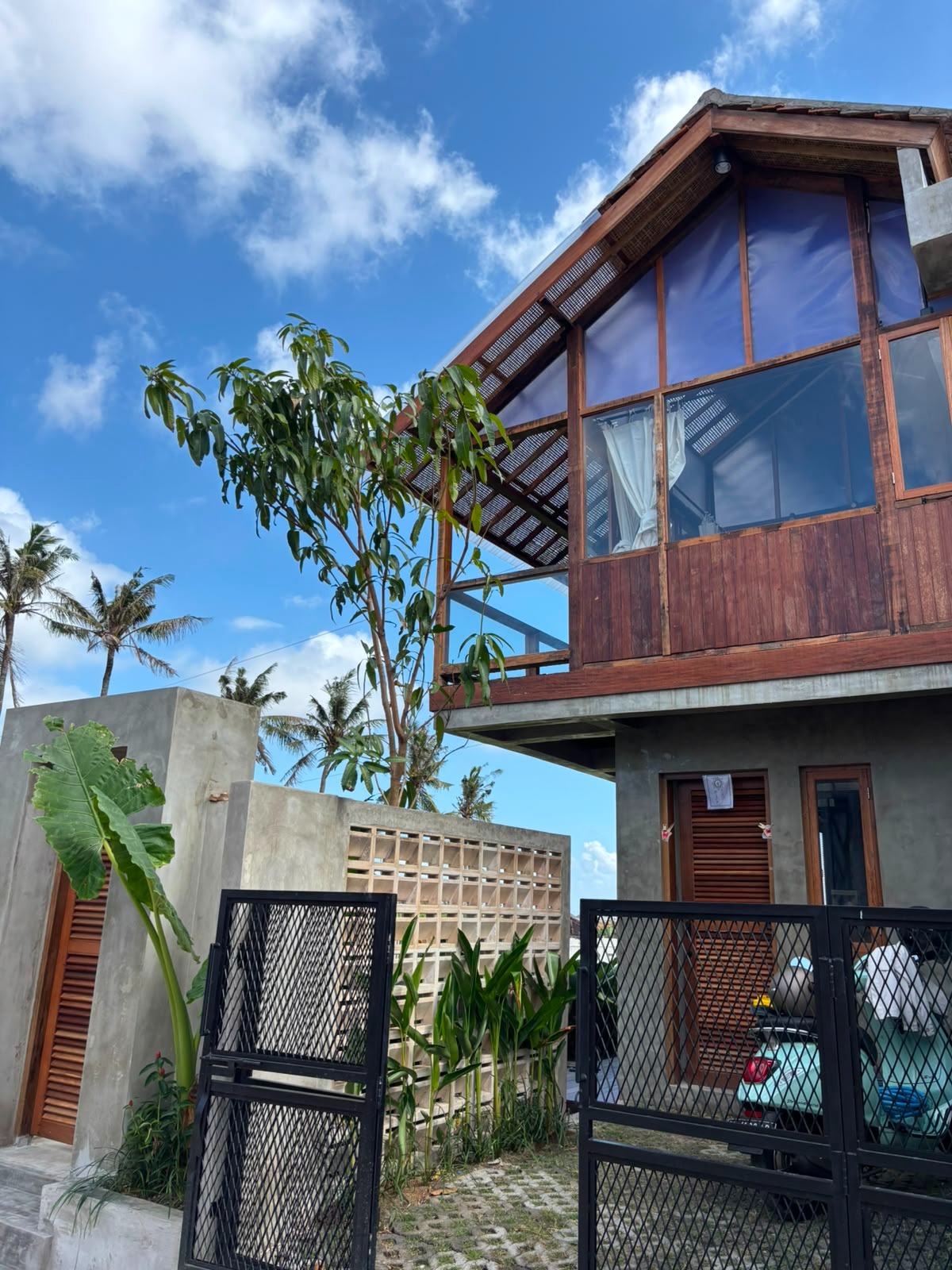 For Sale Brand New Fully Furnished Semi-Villa, Ready to Move In Only 15 Minutes to Living World Mall & Sanur | PRPG40