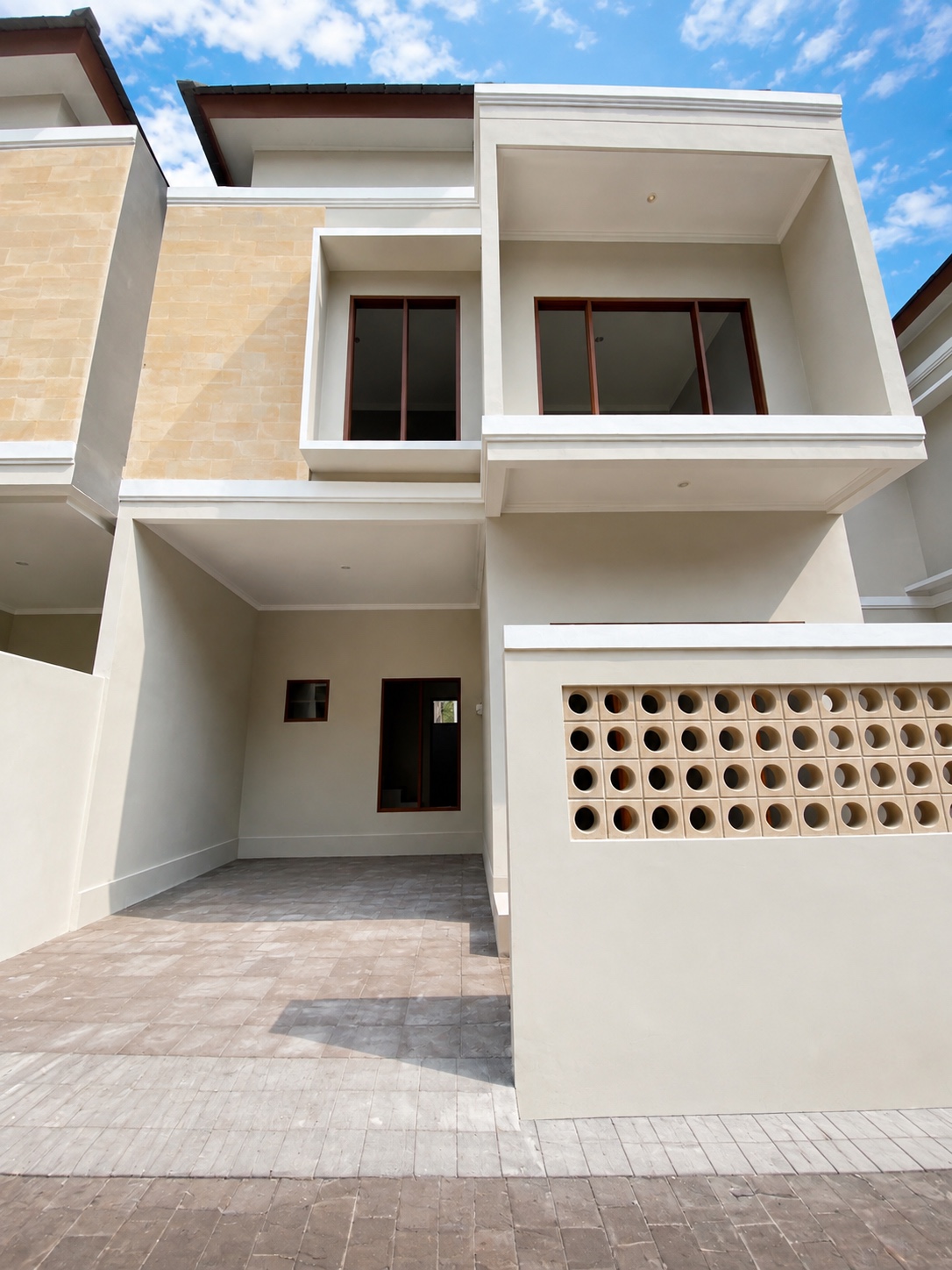 Dijual Rumah Modern 2 Lantai 3 Kamar di Ayani Denpasar – 15 Menit ke Living World, Free Pajak & Balik Nama | PRPD512