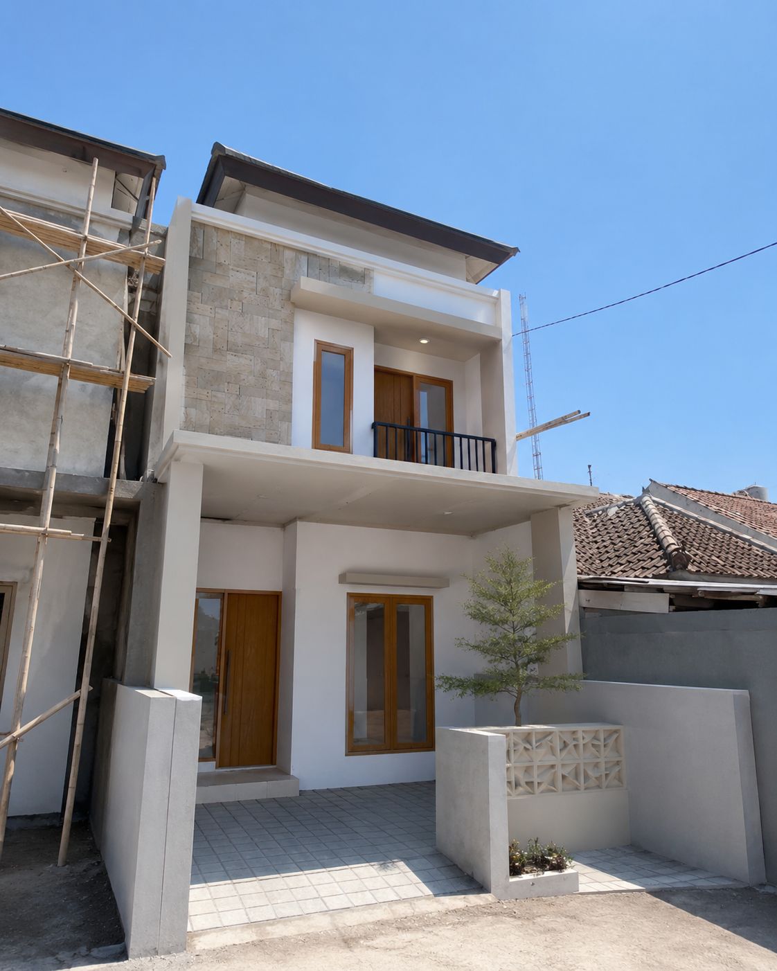 Dijual Rumah 2 Lantai, 3 Kamar Tidur, Sudah Free Biaya Pajak Dan Balik Nama - 15 Menitan ke Living World Mall / Tiara Gatsu | PRPD494