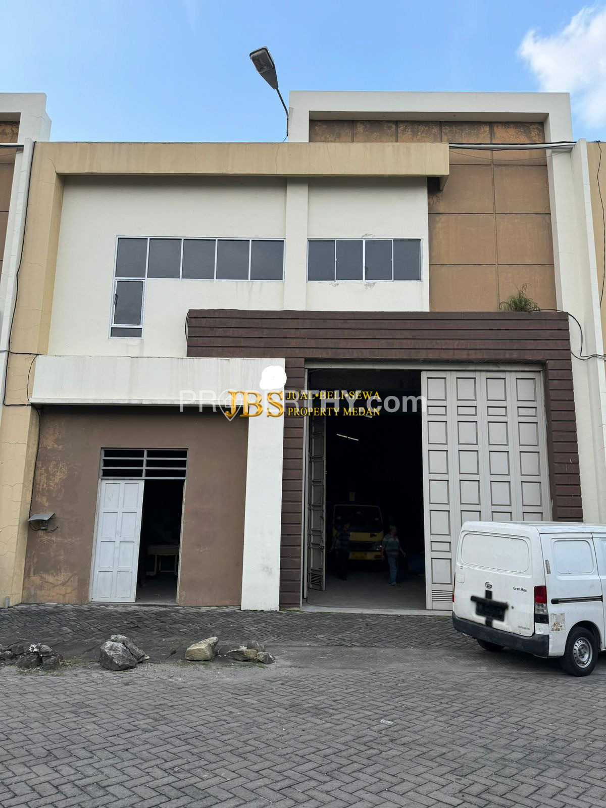 Dijual Gudang di Komplek MMTC Logistic Jalan Selamat Ketaren - Medan