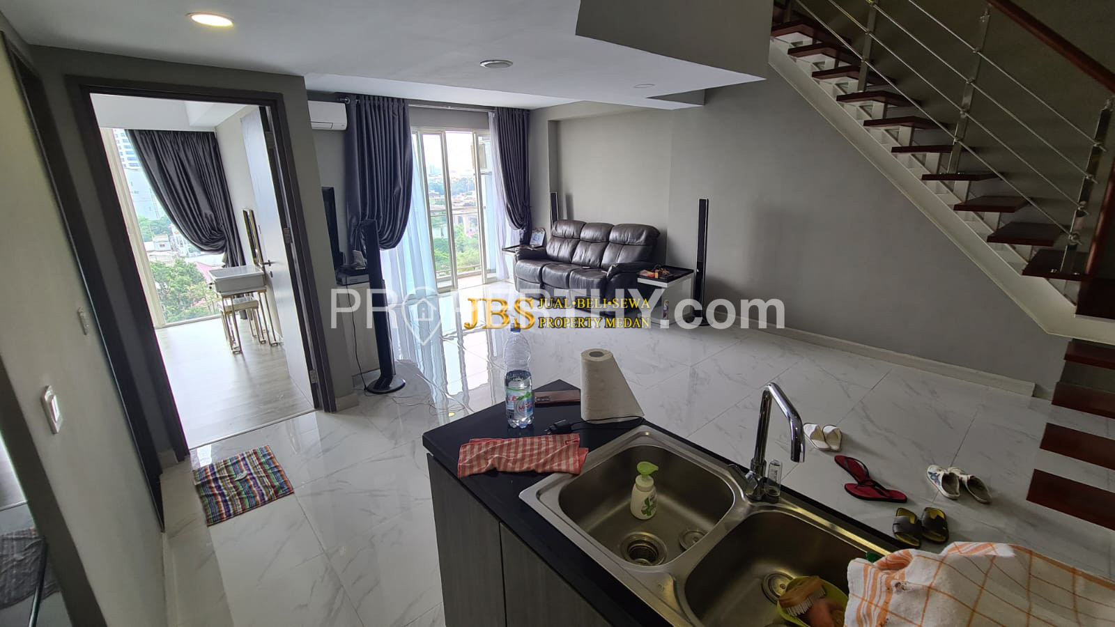 DIJUAL PALING MURAH!! Apartemen Grand Jati Junction Jalan Perintis Kemerdekaan Type 3+1Br