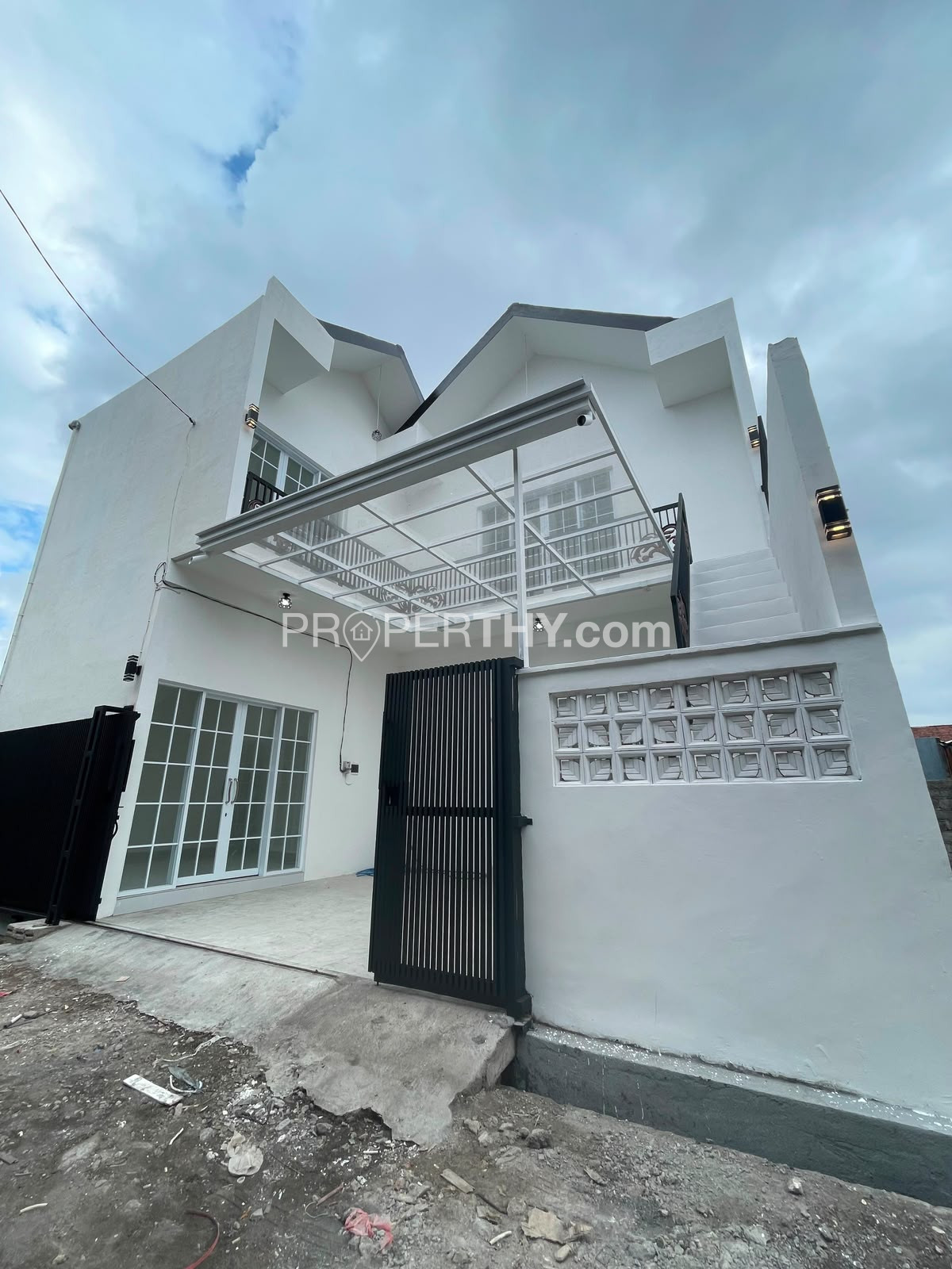 Dijual Rumah Brand New Siap Huni Luas Tanah 1 Are Dengan 3 Kamar Tidur Carport Muat 2 Mobil - 10 Menit ke MBG & Sunset Road | PRPD570