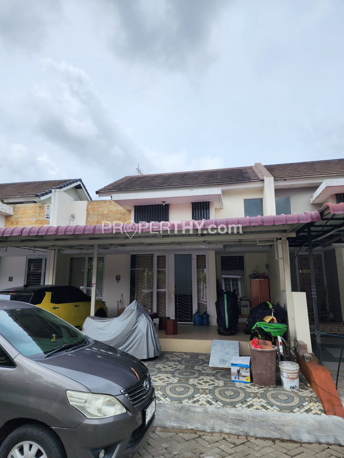 Dijual Rumah Fully Furnished di Komplek Citra Garden Cluster Royal Garden - Medan