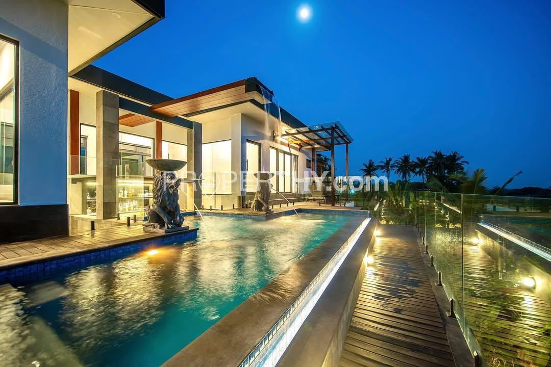 Dijual Villa Fully Furnished Siap Huni Luas Tanah 15,7 Are Dengan 3 Kamar Tidur Dan View Sawah - 10 Menit ke Pantai Pasut | PRPT35