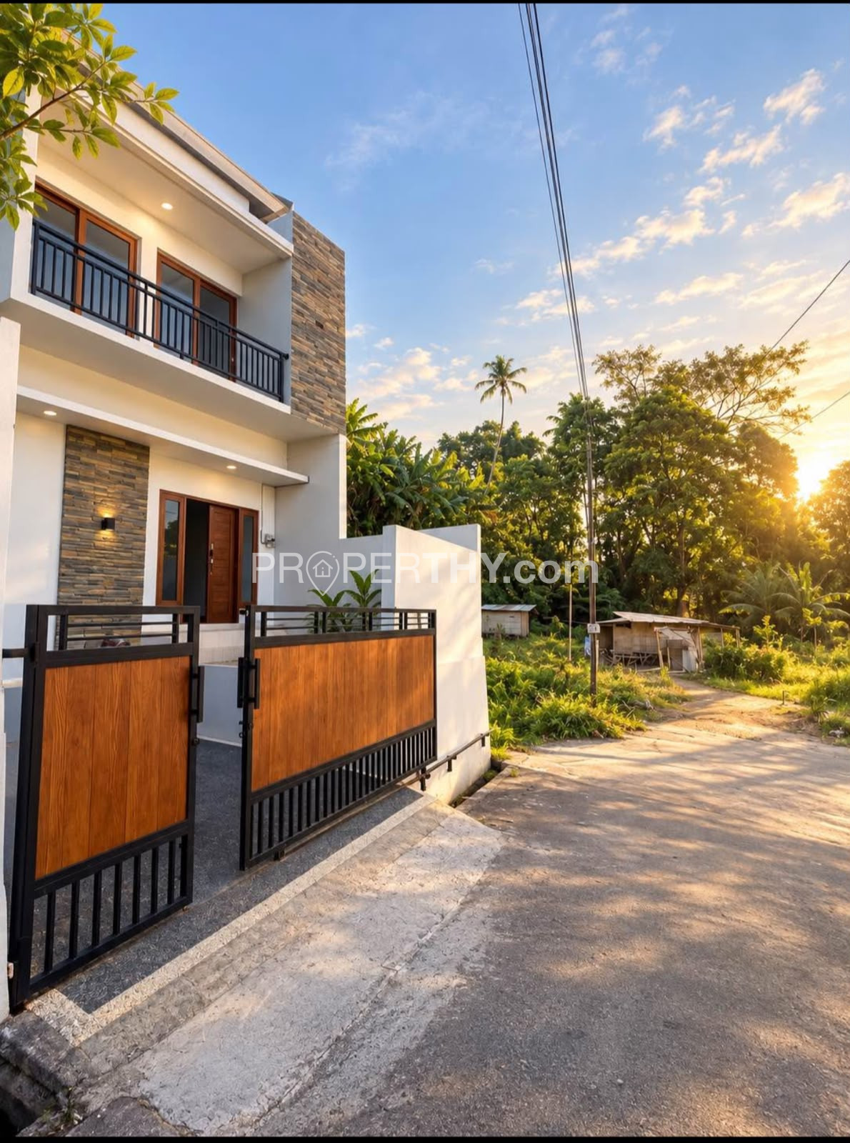 Dijual Rumah Brand New 2 Lantai Luas Tanah 1 Are Dengan 3 Kamar Tidur, Legalitas Lengkap - 10 Menit ke Lapangan Lumintang & Terminal Ubung  | PRPB125