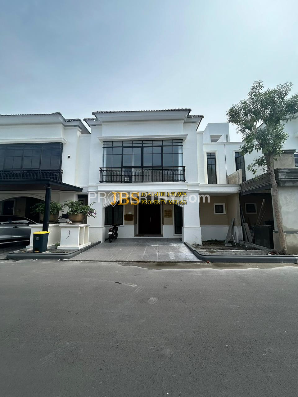Jual Rumah 2 Tingkat di Komplek Jewel Garden Jalan Meteorologi - Medan