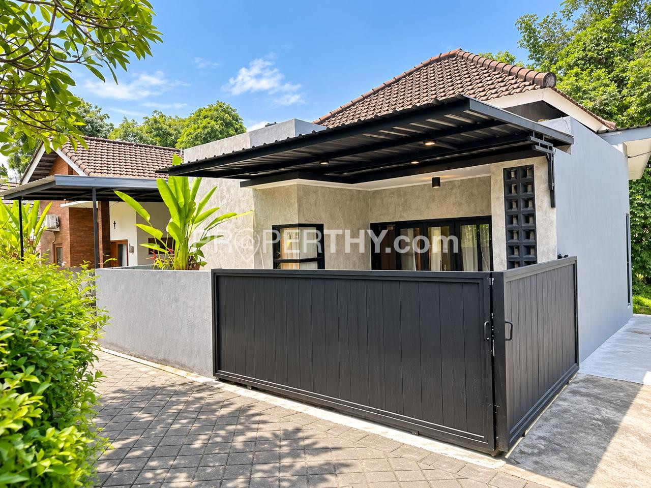 Dijual Rumah Semi Villa Lantai 1 Siap Huni Dengan 2 Kamar Tidur Sudah Include Kitchen Set & Water Heater - 10 Menit ke Kawasan Canggu | PRPB130
