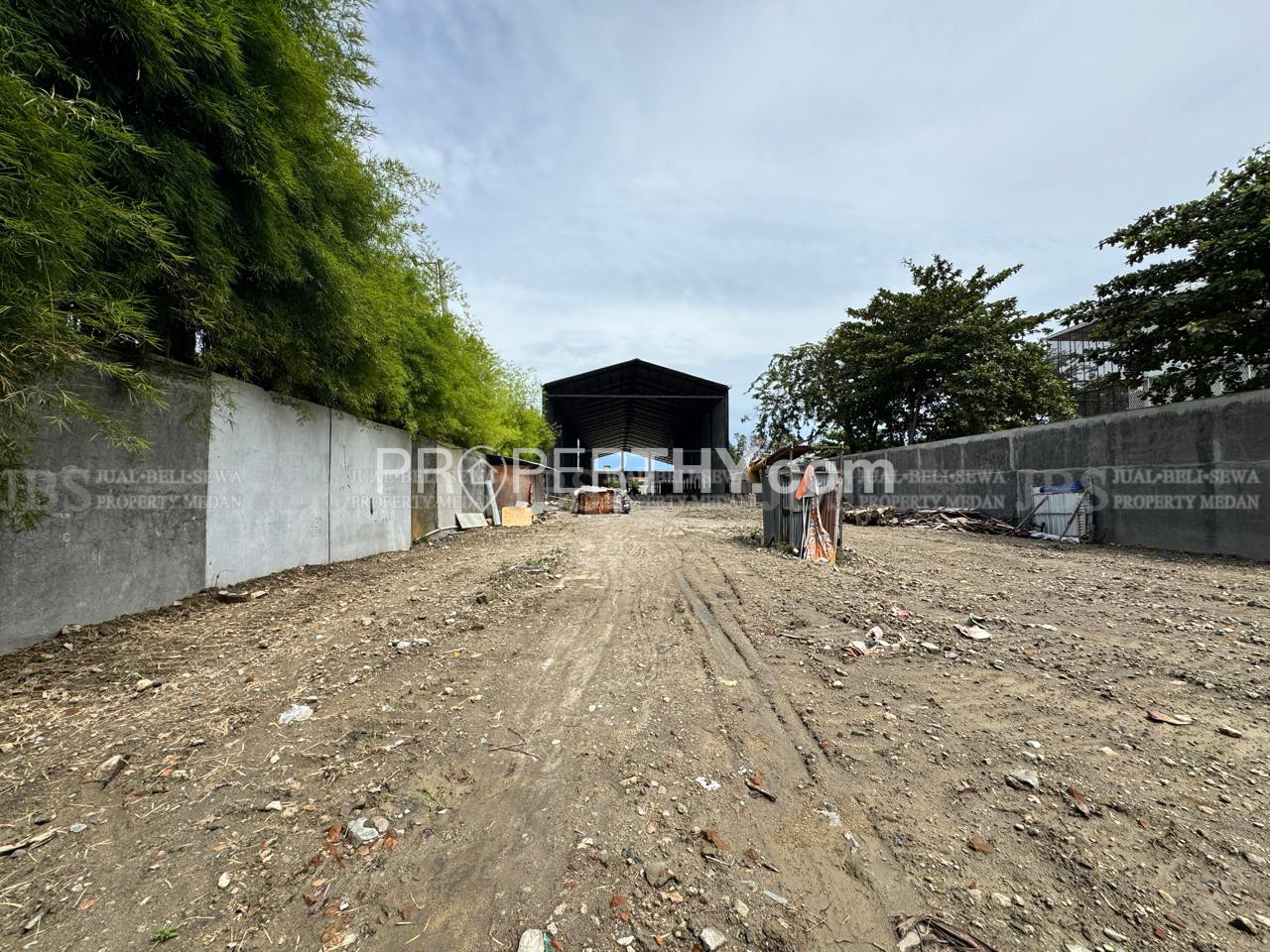 Dijual Tanah di Jalan T.Amir Hamzah (Sebelah Lembur Kuring) Medan