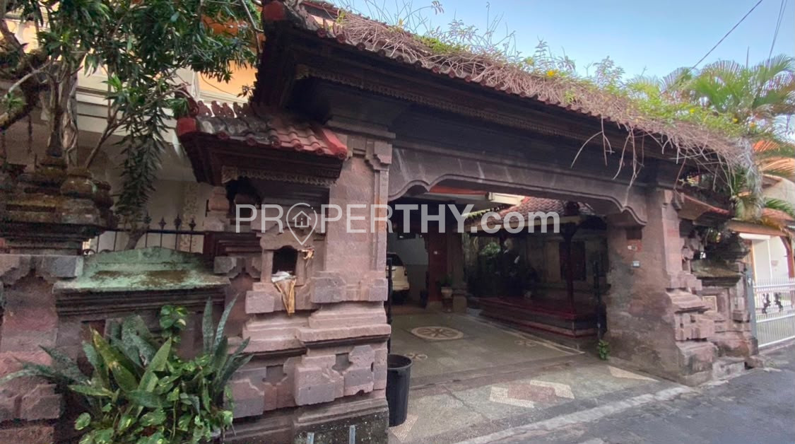 Dijual Rumah 2 Lantai 11 Kamar di Jalan Akasia – Luas Tanah 3,5 Are, 5 Menit ke Kampus Warmadewa & Dekat Plaza Renon | PRPD593