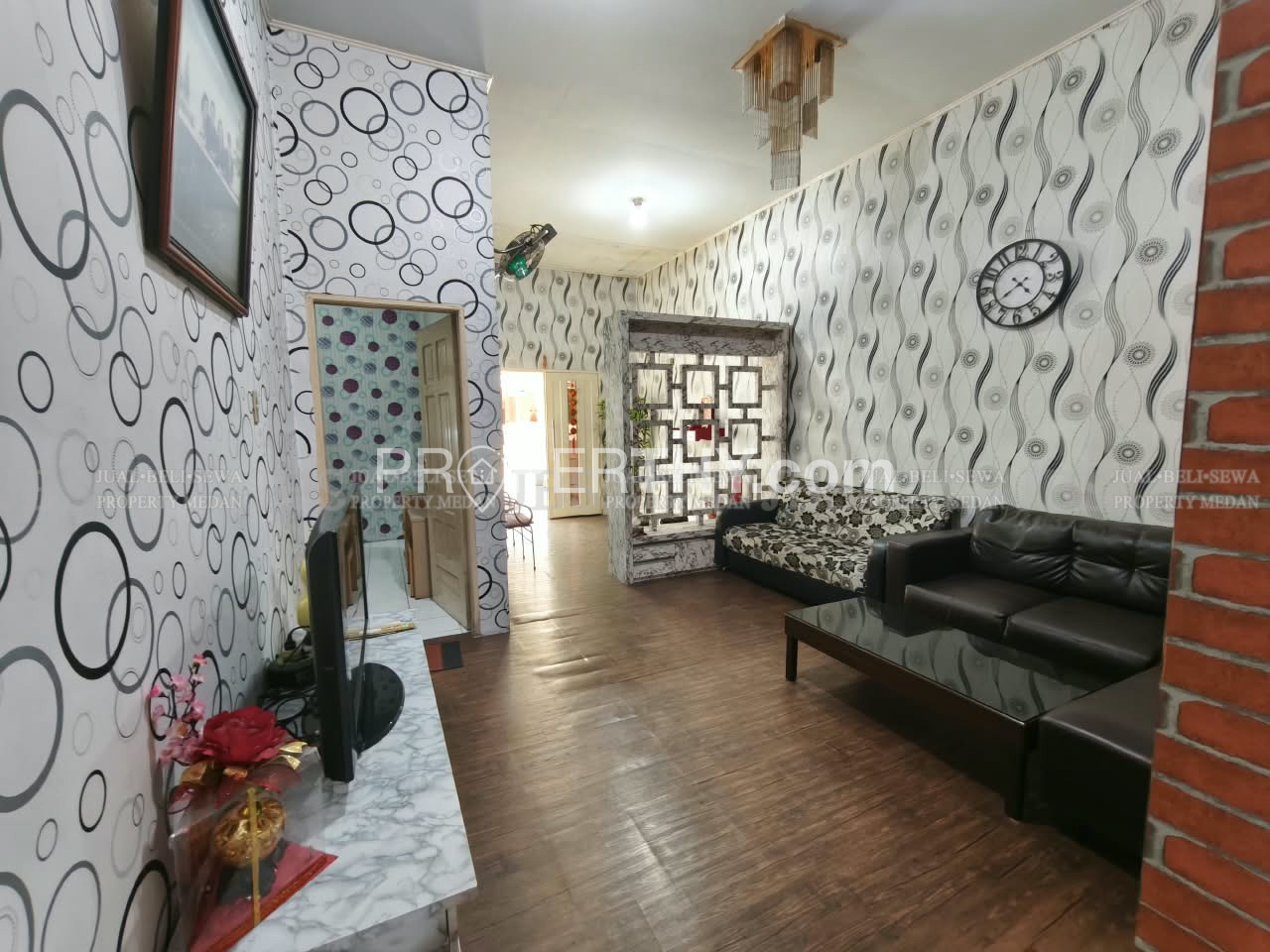 Dijual Rumah Kondisi Siap Huni di Komplek Cemara Hijau Jalan Metal Medan