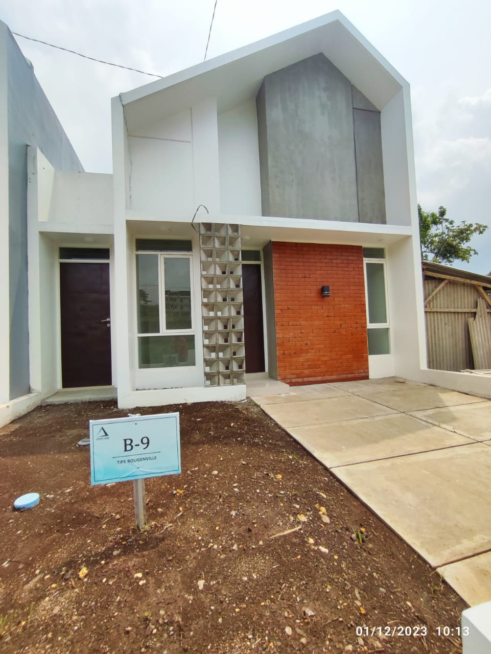 Bebas Semua Pajak, Hanya 1 Unit Saja! Rumah Ready Stock di Merjosari UB