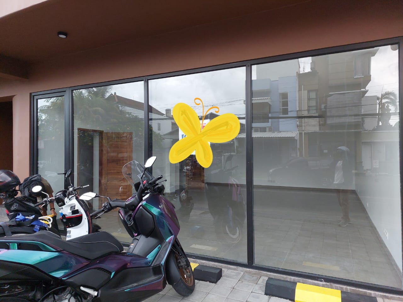 Ruko Baru Siap Pakai Parkir Luas, Lokasi Strategis G.Salak Denpasar Barat 