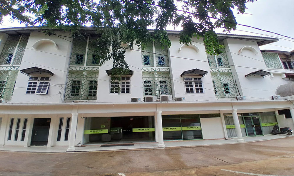 HOTEL DEKAT PELABUHAN FERRY TERMINAL KOMPLEK ORCHID CENTER, SEI JODOH-BATAM