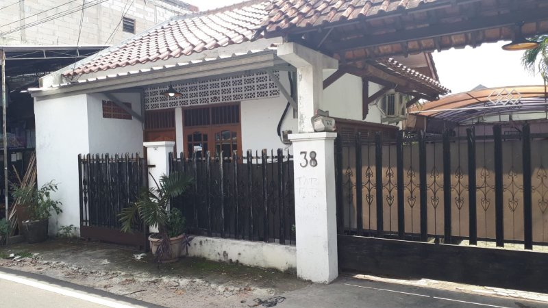 Dikontrakkan Rumah di Duren Tiga Selatan, Jakarta Selatan PR1927